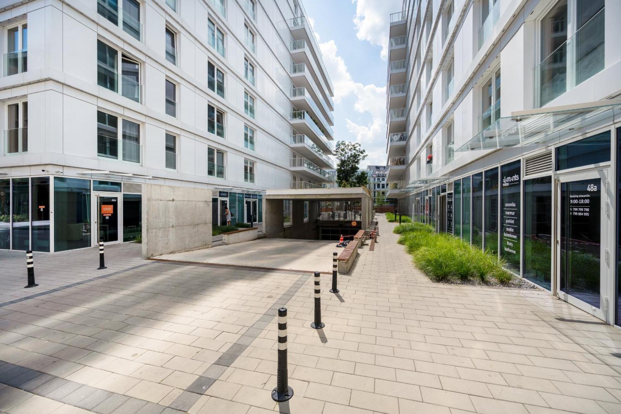 Elegant With Balcony By The Oder River In By Renters Prestige Apartament Wrocław