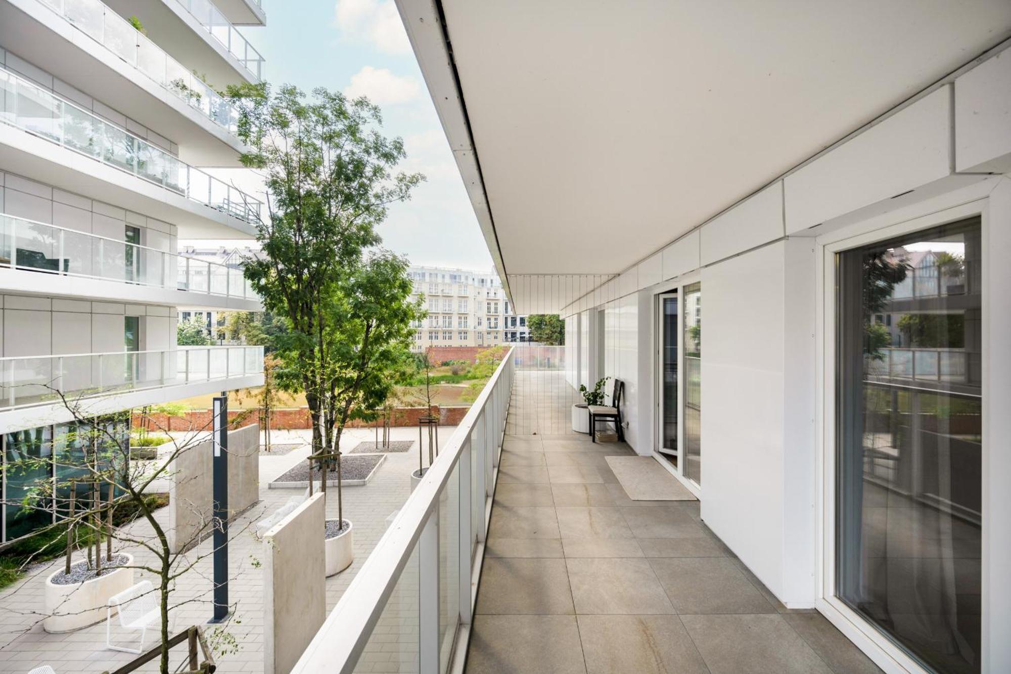 Elegant With Balcony By The Oder River In By Renters Prestige * Wrocław